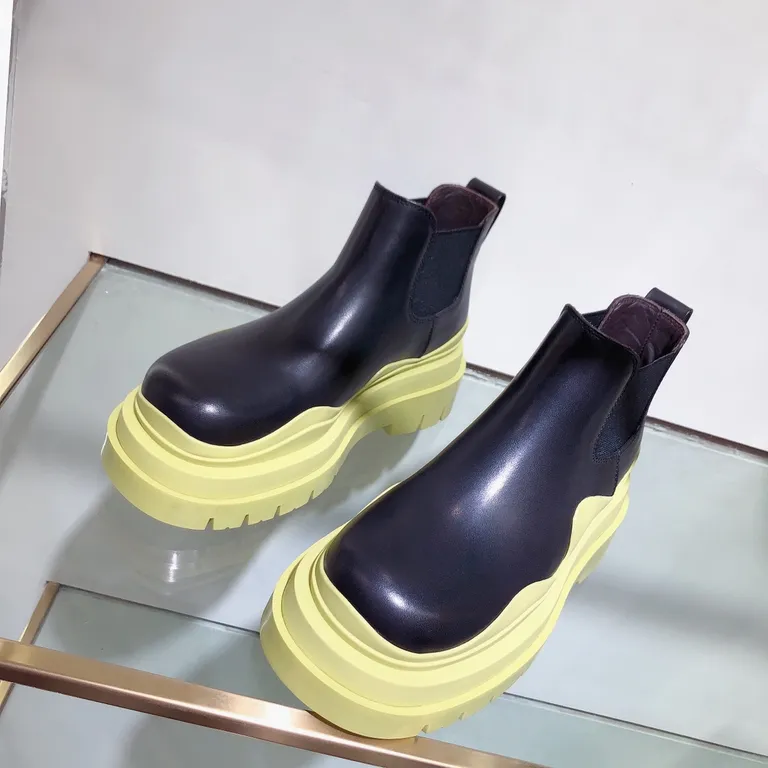 Bottega Veneta Shoe 